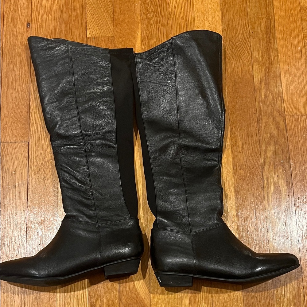 Elegant Steve Madden Creation Black Leather Boots - Picture 2 of 5